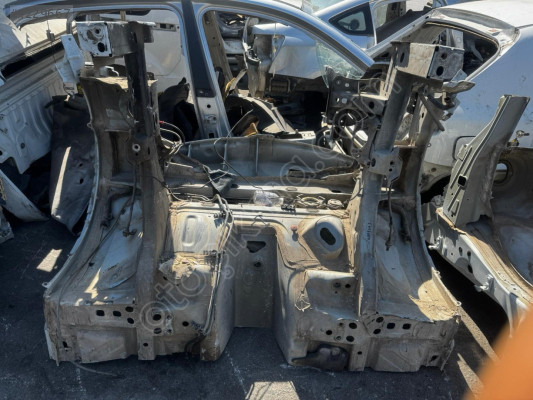 RENAULT KANGOO ÖN ŞASE KONUK OTO