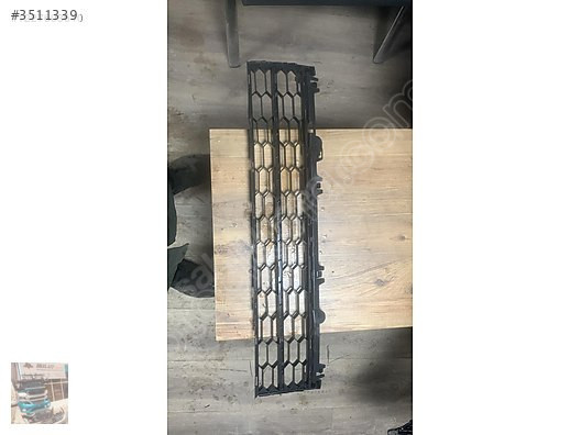 3V0853677 skoda süperb ön tampon orta ızgara