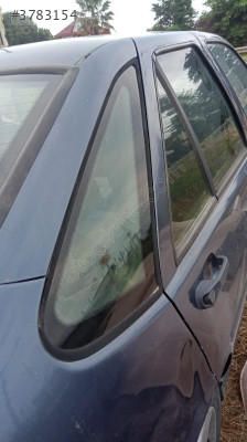 Fiat Tempra Sağ Arka Yedek Kelebek Camı