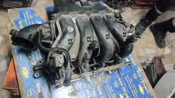 Orjinal Çıkma Opel Mokka Emme Manifoldu