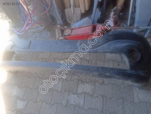 Renault trafic 3 ön tampon  çelikler oto cıkma da