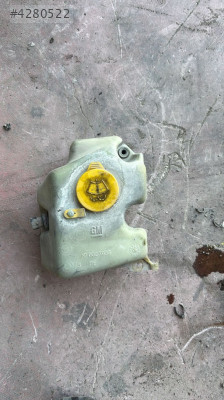 1998 OPEL ASTRA F ÇIKMA ORJINAL GARANTİLİ CAM SU BİDONU