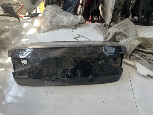 2015/2020 VW PASSAT B8 SİYAH BAGAJ KAPUTU ORJİNAL