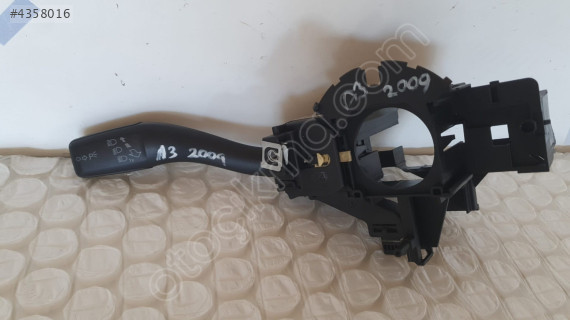 audi a3 2009 çıkma orjinal sinyal kolu (son fiyat)