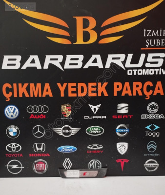 AUDİ A5 S LİNE KAPI İÇ BASAMAK BAKALİTİ 8T8853375