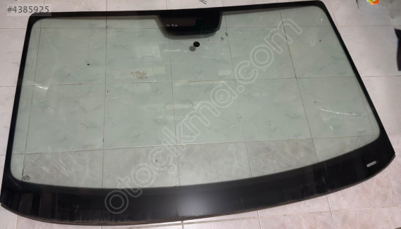 7C0845099BR VW Crafter Ön Cam (yağmur sensör desteksiz)