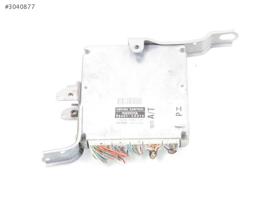 Toyota Land Cruiser J120 Motor Beyni 89661-6A070 175800-5282