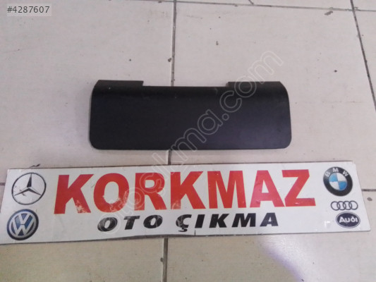 BMW 3 SERİSİ E36 ARKA TAMPON KAPAĞI