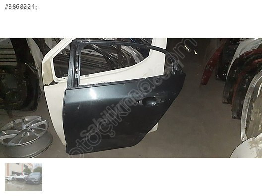 Renault Megane Sağ Ön Kapı ve Aksamı | Ünallar Oto Çıkma Parça