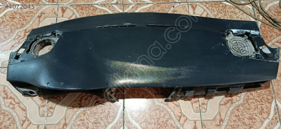 Peugeot 301 göğüslük