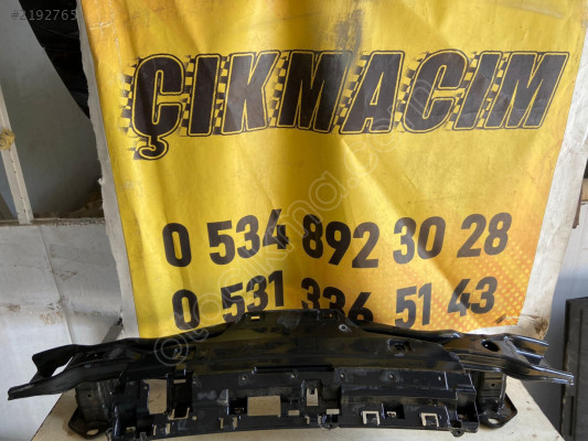 F30 arka tampon demiri