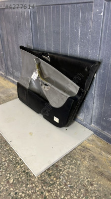 PASSAT B6 04-11 ÇIKMA KAPI DÖŞEMESİ - SAĞ ÖN -  3C1867012CG