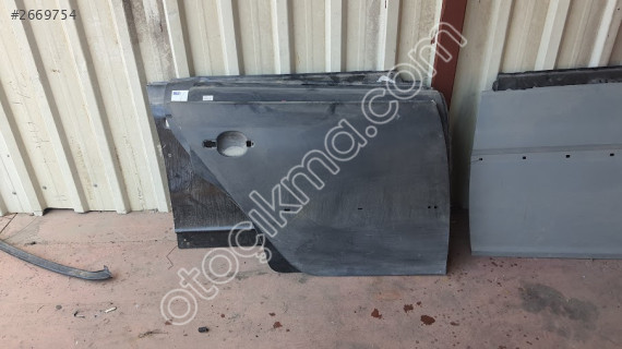 VW GOLF 5 SAĞ  ARKA  KAPI SACI  SIFIR YENİ ORJİNAL