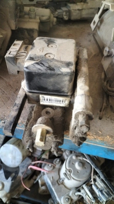 Citroen Xantia X2 ABS Beyni 10.0501-8807.3  10.0943-0205.4