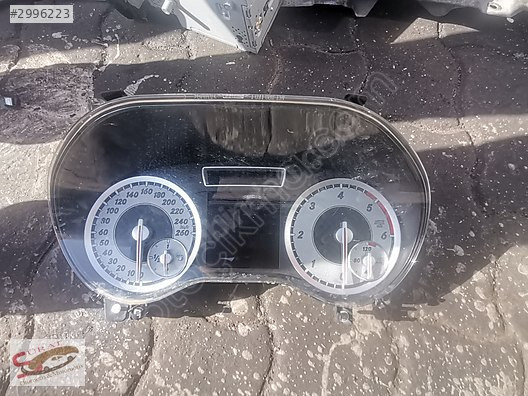 MERCEDES A180 W176 KM SAATİ KADRAN ORİJİNAL ÇIKMA