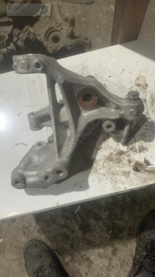VW Passat Sol Taşıyıcı Çıkma Parça - 3Q0505435L