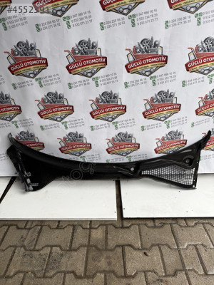 FİAT EGEA CROSS ÖN CAM IZGARASI