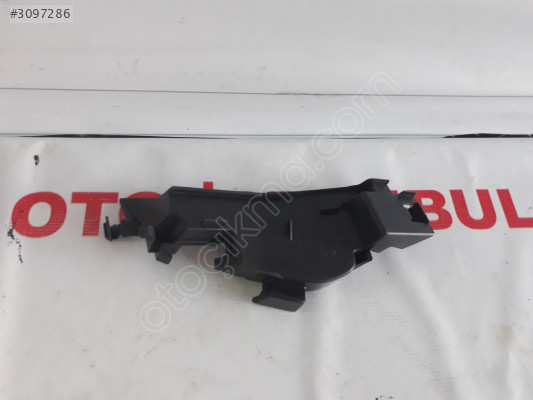 Mercedes A 176 BRAKET HAVA AKIŞ BRAKETİ A1768880238