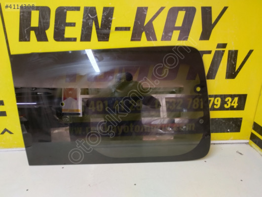 43R-000015 RENAULT EXPRESS SAĞ SÜRGÜLÜ KAPI CAMI ORJ ÇIKMA