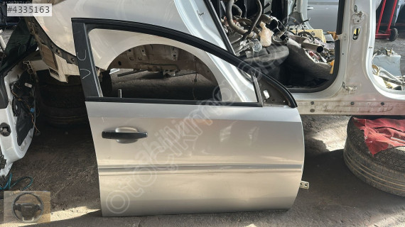 OPEL VECTRA C SAĞ ÖN KAPI BURSA MG
