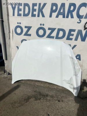 Ford Kuga kaput
