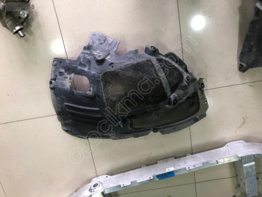 BMW X3 F25 SAĞ ÖN DAVLUMBAZ