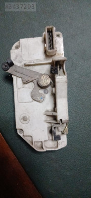 Peugeot 306 sağ sol arka kapı kilidi