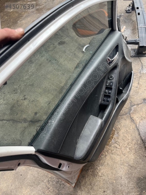 KİA CERATO SOL ÖN KAPI DÖŞEMESİ