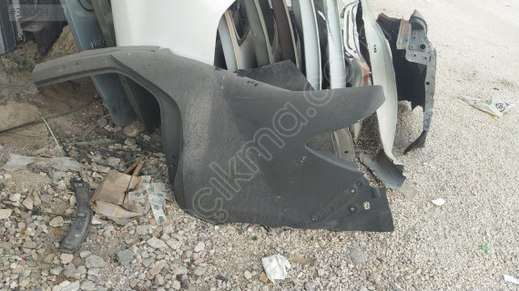 Renault sembol 2017 model sol arka çamurluk