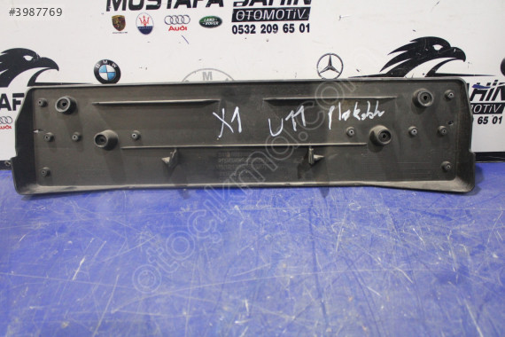 BMW X1 PLAKALIK ORJİNA ÇIKMA 51139883585