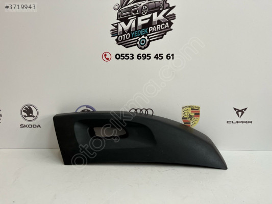 738828466R – Dacia Duster Sağ Ön Tavan Bar Kapak (Orijinal)