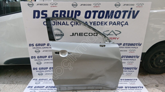 NISSAN JUKE F16 SAĞ ÖN KAPI ORİJİNAL-