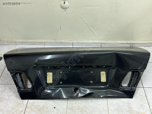 MERCEDES BENZ W210 E 200 BAGAJ KAPAĞI (ORJ ÇIKMA)