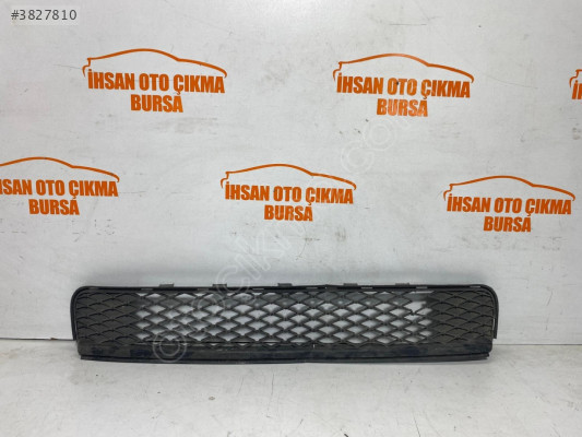 2011 - 2012 Toyota Aurıs Ön Tampon Panjuru Siyah 53112 - 02250