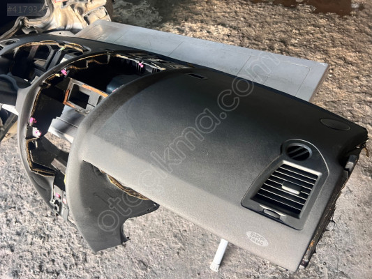 RENAULT MEGANE 2 ÖN GÖĞÜS ÖN TORPİDO ÇIKMA ORJİNAL HATASIZ