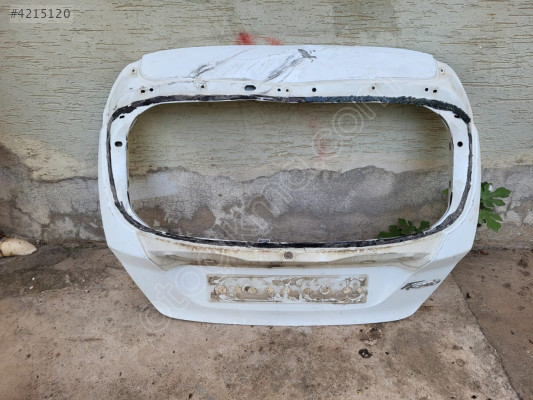 Ford fiesta bagaj kapağı