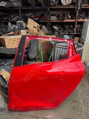 renault clio dört çıkma sol arka kapı