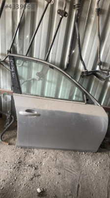 BMW E60 5.20D SAĞ ÖN KAPI OTO FEDAİ