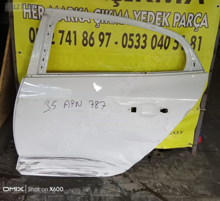 RENAULT MEGANE 4 SOL ARKA KAPI WEST OTO ÇIKMADA