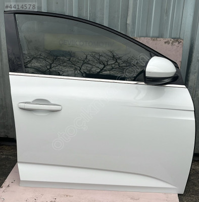 RENAULT MEGANE 4 SAĞ ÖN KAPI ÇIKMA