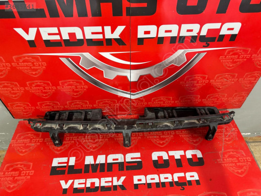 MİTSUBİSHİ SPACESTAR ÖN PANEL ÜST PLASTİK 6400J648 ORİJİNAL PARÇA