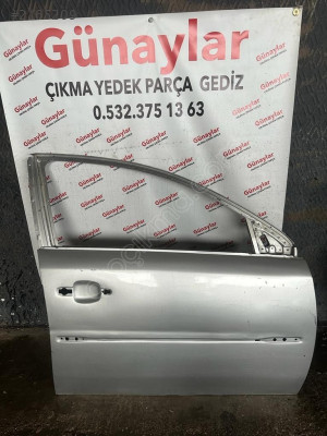 TOYOTA COROLLA SOL KASA SAĞ ÖN KAPI