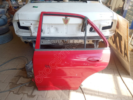 Proton 415 Arka Sol Kapı Kırmızı Orijinal Çıkma Temiz