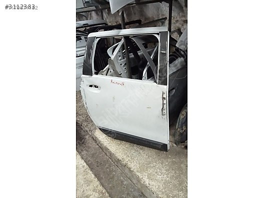 Dacia Lodgy sağ arka kapı 8.000 TL