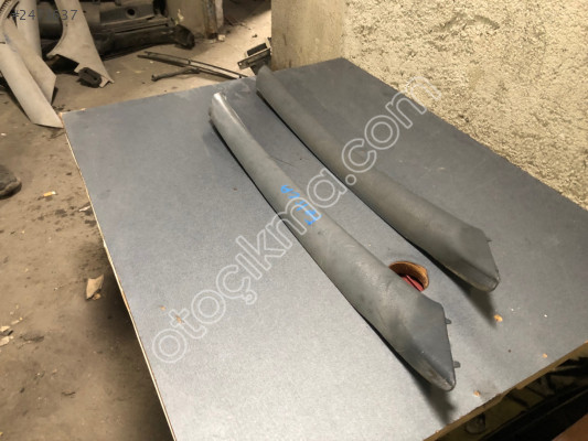 SKODA FELİCİA ÖN DİREK PLASTİĞİ