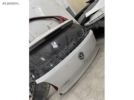 Volkswagen Polo Hatasız Bagaj Kapağı Çıkma Orijinal