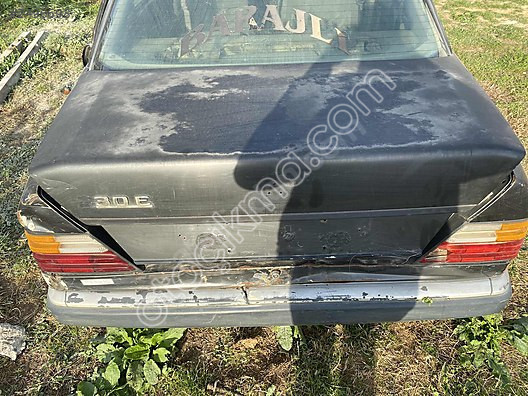 MERCEDES W124 ORJ BAGAJ KAPAĞI ÇIKMA BOYASIZ
