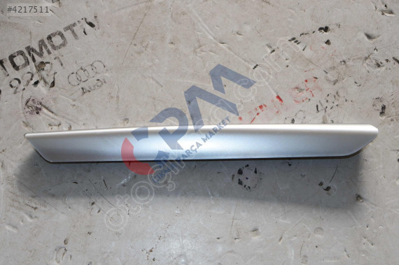 MERCEDES E SERİSİ A212 W212 SAĞ NİKELAJ A2126908082