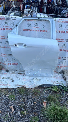 PEUGEOT 3008 SAĞ ARKA KAPI ORİJİNAL ÇIKMA YEDEK PARÇA