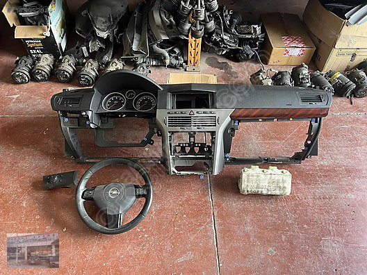 OPEL ASTRA H TORPİDO ÇIKMA ORJİNAL